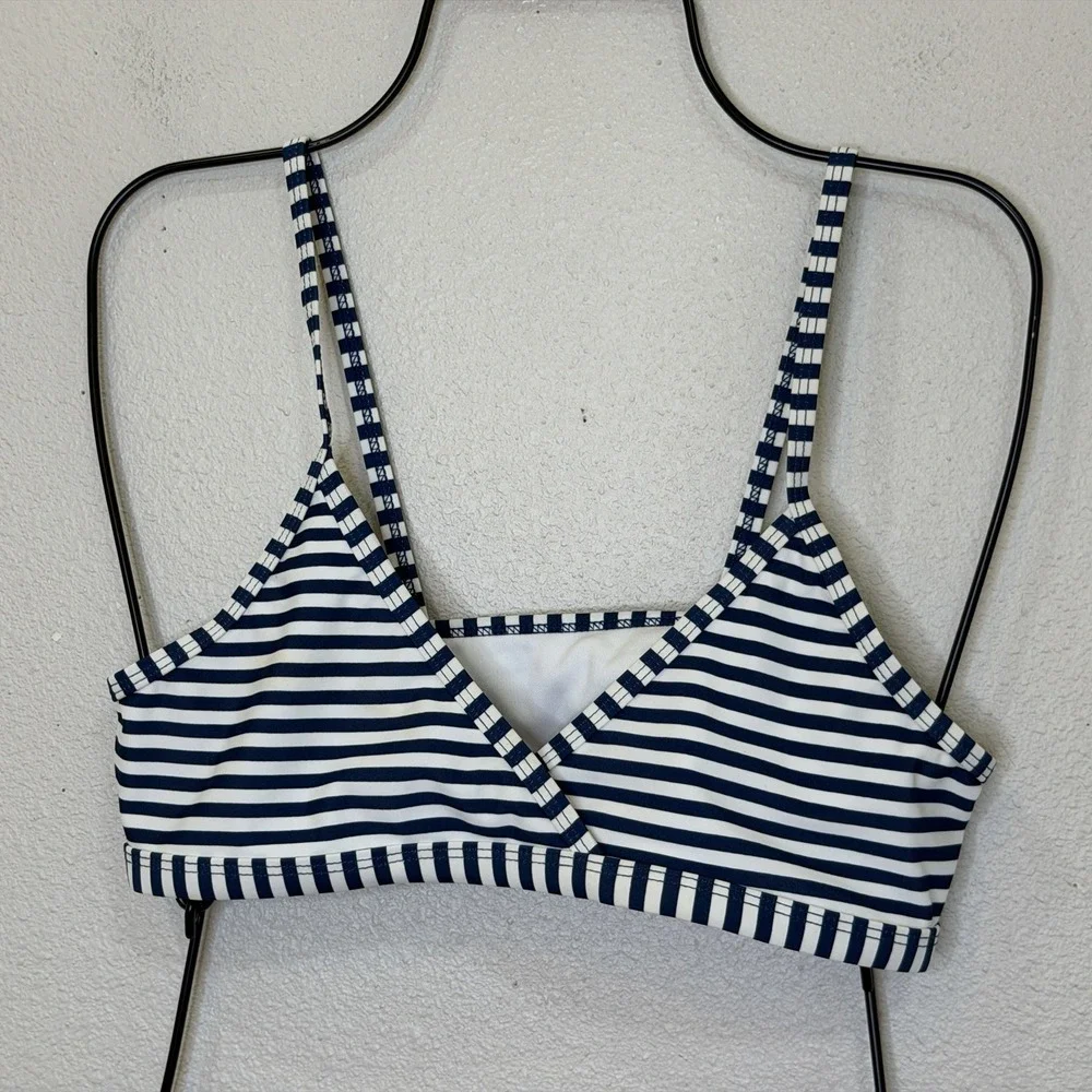 Tommy Bahama 2 Piece Swimsuit Girls Size 16 Blue Striped Trianlge Top Boy Shorts